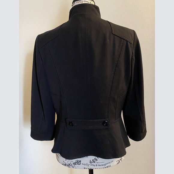 WHBM Mandarin Collar Fitted V Front Blazer 3/4 Sleeve - Picture 3 of 13